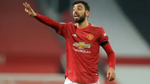 Man United: B Fee dự kiến ​​sẽ ở lại Man United vào mùa hè này và hai bên không có kế hoạch đàm phán về hợp đồng mới.