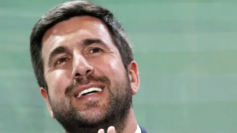 Aspen: Riquelme đã hoàn tất việc ứng cử vào vị trí chủ tịch Real Madrid, điều này sẽ bị ảnh hưởng bởi việc bổ nhiệm Mourinho