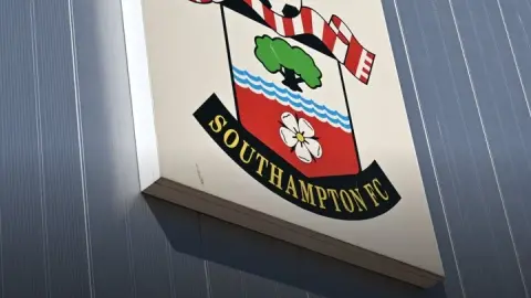 HLV Hull City: Chúng tôi cũng là nạn nhân sau bê bối do thám của Southampton