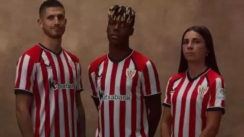 Mọi người: Áo đấu mới của Athletic Bilbao gây tranh cãi chính trị, đảng Navarre yêu cầu xóa logo bản đồ