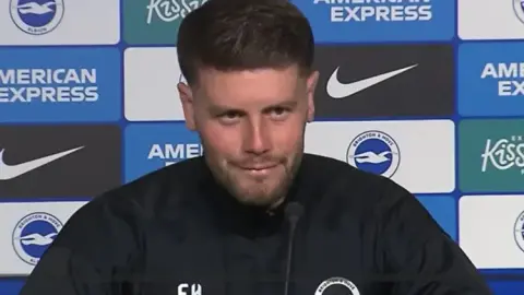 Trận chiến cuối cùng! Herzler: Man United có vẻ là một đội mạnh và chúng tôi phải giành chiến thắng ở phong độ cao nhất