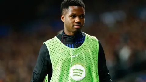 Ansu Fati sáng cửa trở lại tuyển Tây Ban Nha dự World Cup