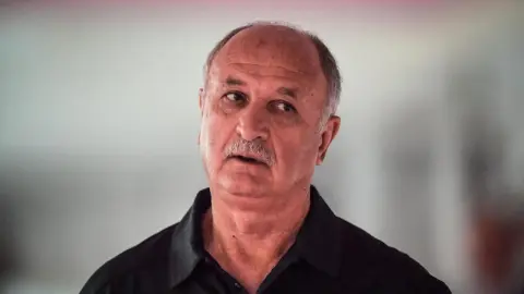 Scolari: Tôi tin Brazil có thể vô địch World Cup lần đầu tiên và tôi hy vọng Ancelotti sẽ thành công (6)