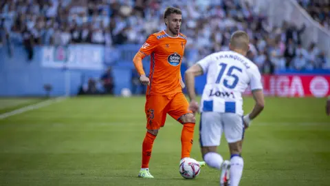 Mỗi bài viết: Barcelona đều chú ý đến tình hình của Mingueza. Nếu cầu thủ này tự do rời đội, Barcelona sẽ không nhận được một phần chia nào.