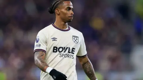Pedula: Roma quan tâm đến tiền đạo Somerville của West Ham và đã liên hệ với đội ngũ đại diện của cầu thủ này