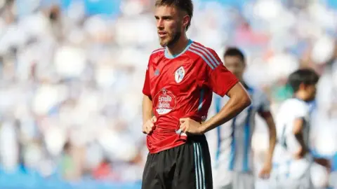 Mọi người: Minguesa sắp rời Celta Vigo theo dạng tự do, Barcelona bỏ lỡ cơ hội chia hai lượt 50%
