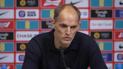Vì sao danh sách tuyển Anh bị lộ trước? BBC: Tuchel gọi điện trước để thông báo cầu thủ thua trận