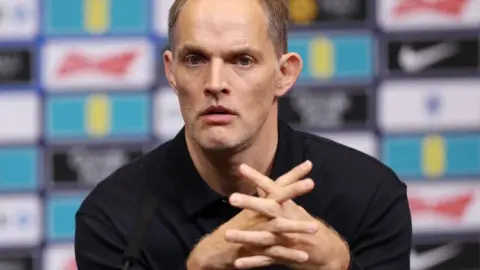 Rooney: Tiếc Maguire lỡ World Cup nhưng tôi tin vào nhận định của Tuchel