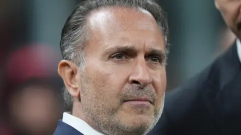 Mi Sports: Hôm nay Cardinale đến Milan để xem trận chung kết giữa Milan và Cagliari.