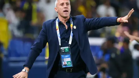 Trở lại Serie A? Whole Market: Nếu Sarri ra đi, Lazio tính thuê Crespo làm HLV