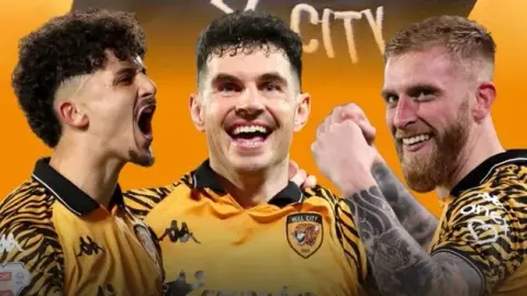 Hull City suýt xuống hạng ở vòng cuối giải vô địch Anh năm ngoái với hiệu số bàn thắng bại, còn năm nay họ được thăng hạng Premier League thông qua vòng play-off.