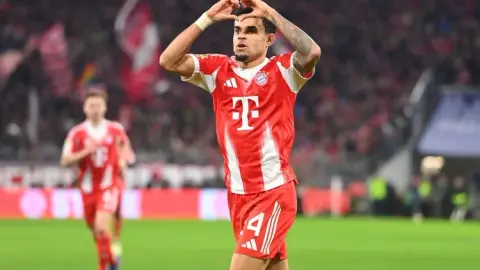 Sân 51 Bóng 26 Hỗ trợ 20! Dias: Mùa giải đầu tiên của tôi ở Bayern thật tuyệt vời