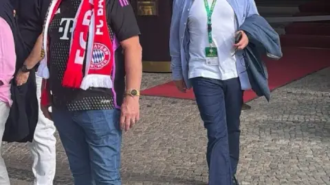 Đang theo dõi Stiller cho Real Madrid? Bild: Mourinho được mời xem chung kết Cúp quốc gia Đức