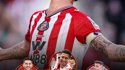 Leo lên như tên lửa! Sunderland vẫn còn chơi ở League One 4 năm trước. Năm ngoái họ đã được thăng hạng lên Premier League từ Championship và giờ sẽ chơi ở Europa League.