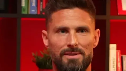 Giroud: Arteta là một thủ lĩnh tuyệt vời và tôi không ngạc nhiên khi anh ấy thành công trên cương vị huấn luyện viên