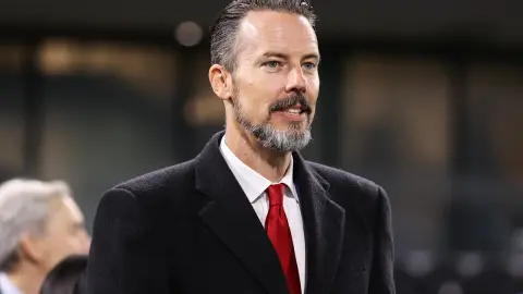 Kroenke Jr: Chúng tôi xứng đáng vô địch Premier League và phải chiến đấu để giành thêm một danh hiệu nữa