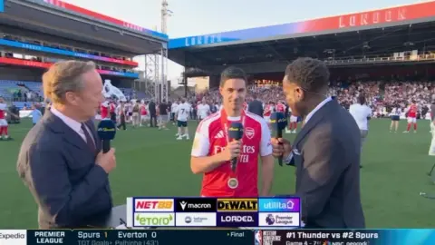 Arteta: Điều khiến tôi tự hào nhất là cách chúng tôi giành chức vô địch. Cuộc hành trình có thăng trầm nhưng vinh dự đó rất xứng đáng.