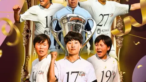 Đội tuyển Triều Tiên vô địch giải bóng đá nữ AFC Champions League đầu tiên! "Quê hương tôi" đánh bại đội tuyển bóng đá nữ Bóng Xanh Nhật Bản với tỷ số 1-0