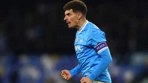 Di Lorenzo: Chỉ Conte mới giúp Napoli lấy lại sức cạnh tranh, tôi tự hào khi được ông dẫn dắt