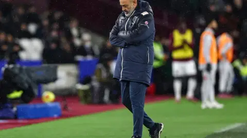 BBC: Nuno sẽ gặp ban lãnh đạo cấp cao của West Ham vào thứ Hai và nhiều khả năng anh sẽ rời câu lạc bộ