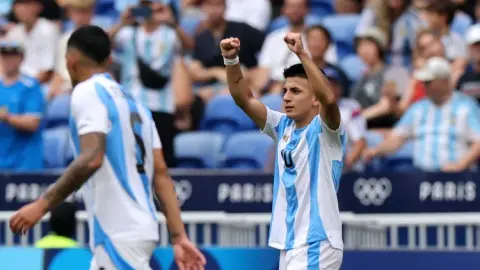 Almada: Tôi rất lạc quan về việc được chọn vào đội tuyển World Cup và sẽ cố gắng hết sức để bảo vệ danh dự của đất nước