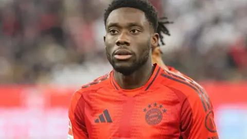 HLV Canada: Alphonso Davies sẽ thi đấu ở World Cup nhưng chưa sẵn sàng