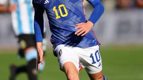 Yuito Suzuki: Hãy chuẩn bị đầy đủ cho sự xuất hiện của World Cup và thể hiện bản thân một cách không dè dặt trong suốt trận đấu