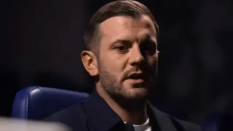 Wilshere: Có cảm giác như không ai muốn Arsenal vô địch, áp lực cuối cùng cũng giảm bớt
