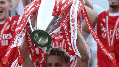 ESPN phân tích tài chính Arsenal: Có nên bán Odegaard Martinelli? Havertz sẽ ở lại hay đi?