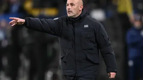 Luo Ti: Napoli gặp người đại diện của Idalino, sự sụp đổ của Milan của Allegri bị đặt dấu hỏi