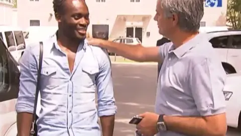 Essien: Ghana và Anh sẽ là một cuộc đọ sức hấp dẫn và mọi người đều mong chờ nó