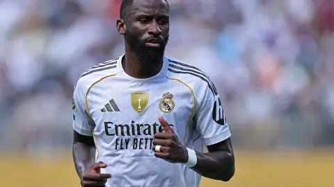 De Sky Sports Sports Sports: Rudiger gia hạn hợp đồng với Real Madrid thêm 1 năm, nhưng thông báo chính thức sẽ bị hoãn lại do cuộc bầu cử chủ tịch của câu lạc bộ