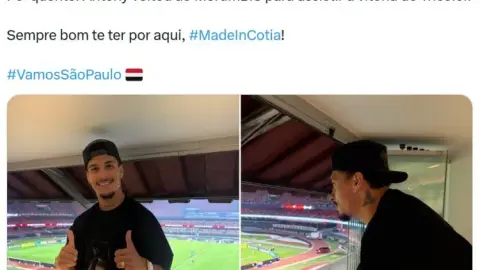 Anthony xem trận đấu với Sao Paulo, người sau đăng ảnh: Bùa may mắn! Luôn vui mừng khi có bạn ở đây!