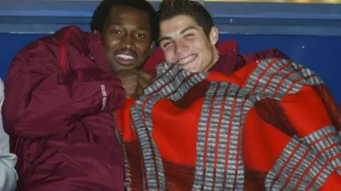 Djemba: Cristiano Ronaldo quá nóng nảy để làm huấn luyện viên, nhưng anh có thể trở thành một giám đốc xuất sắc và trở lại Man United