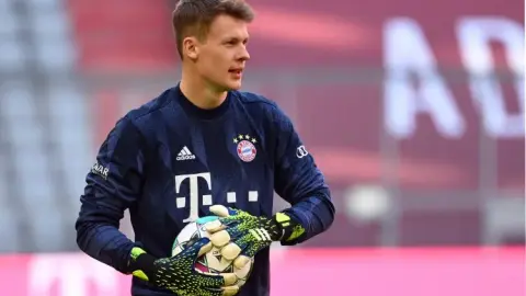 Truyền thông Italy: Juventus cho rằng mức lương 400 euro/năm của Nubel là quá cao, Bayern sẵn sàng chịu một phần lương
