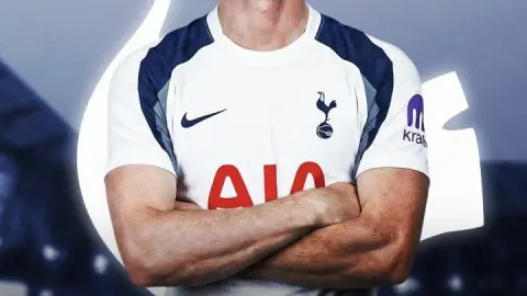 Chúng ta đi đây! Romano: Tottenham ký hợp đồng với hậu vệ cánh Robertson của Liverpool, Juventus cố gắng đánh chặn Hu nhưng không thành công