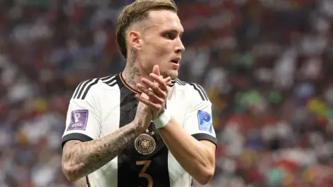 Bild: Nagelsmann và Raum đồng ý xăm hình giống nhau nếu vô địch World Cup