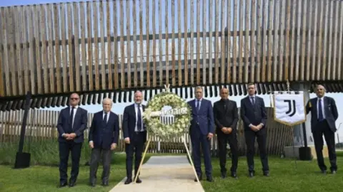 41 kỷ niệm thảm kịch Heysel! Huấn luyện viên Juventus Luciano Spalletti và lãnh đạo câu lạc bộ gửi lời chia buồn
