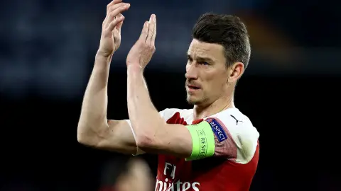 Koscielny: Wenger đã để lại một nền tảng vững chắc về mọi mặt và tôi vẫn có thể thi đấu ở các giải đấu cúp khi ở đó