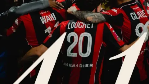 Nice đã đánh bại Saint-Etienne trong trận play-off để tránh xuống hạng và thi đấu ở Ligue 4-1 trong ZXFACT1QXZ các mùa giải liên tiếp. (4) (1) (25)