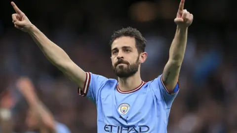 TA: Bernardo Silva đang đàm phán với Barca và Atletico, đội bóng Madrid trả lương cao hơn