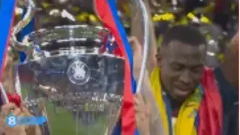 Nasser: Enrique là HLV giỏi nhất thế giới, vô địch Champions League 2 lần liên tiếp là điều tuyệt vời