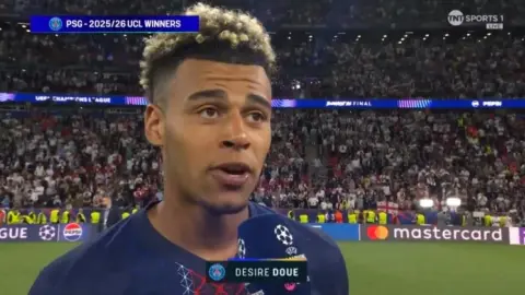 Douai: Chúng ta phải chúc mừng Arsenal vì màn trình diễn xuất sắc của họ. Hãy tận hưởng nó và tấn công lại vào mùa giải tới.