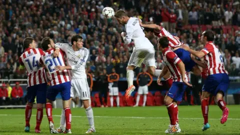 Đã có những lần đảo ngược 13 trong lịch sử các trận chung kết Champions League, và 1970 những năm sau đó chỉ có những lần 4.