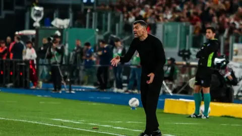 Chỉ giành được 5 của Liên đoàn Ả Rập Saudi! Quan chức Jeddah United: HLV Conceicao từ chức