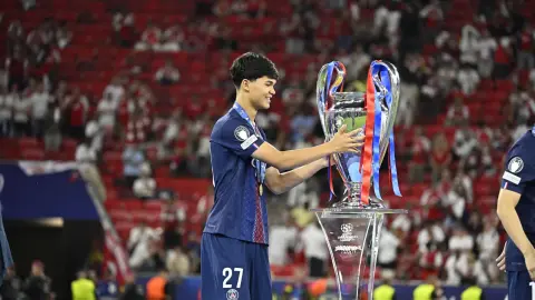 Mọi bài báo: Nhiều cầu thủ Barcelona ca ngợi Deiro vì đã vô địch Champions League trên mạng xã hội, trong đó có Yamal, Cancelo và những người khác