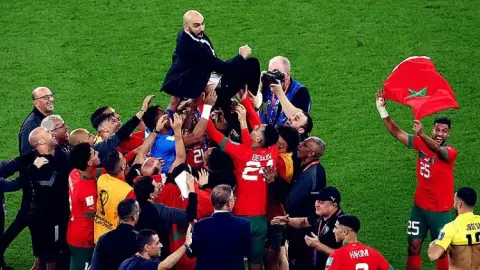 World Cup không thể thiếu những điều kỳ diệu. Bạn có còn nhớ câu chuyện về những chú ngựa ô này không?