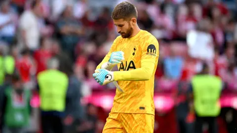 MIDI: Inter Milan từ bỏ việc ký Vicario, mục tiêu mới chiêu mộ thủ môn là Kepa hoặc Providel