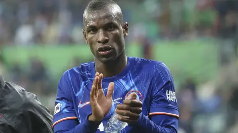 Bài viết: Jackson sẵn sàng ở lại với đội và Chelsea sẽ nghiêm túc xem xét việc bán anh nếu nhận được lời đề nghị phù hợp
