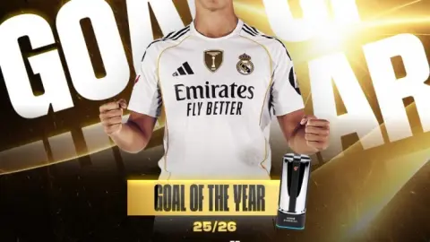 Cú lốp bóng từ giữa sân của Arda Guler được bầu là bàn thắng đẹp nhất mùa La Liga